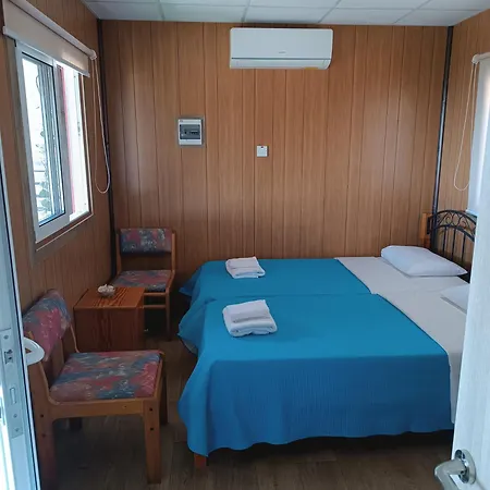 Glamping Adonis Vakantiehuis Paphos